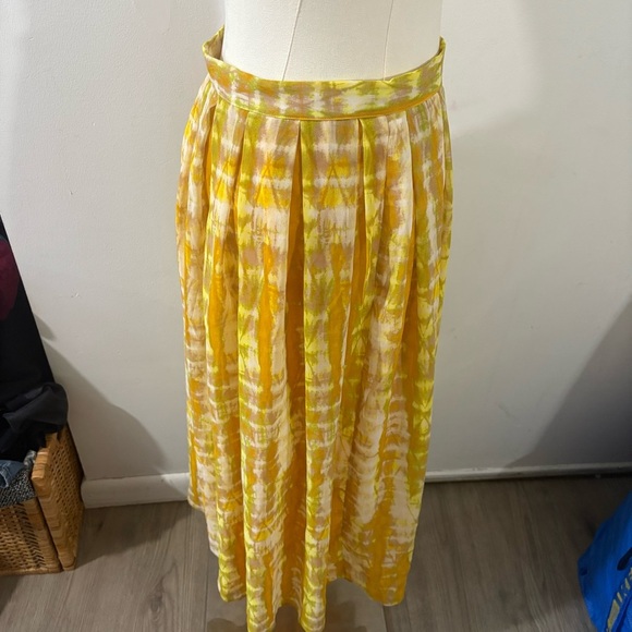Who What Wear Yellow Tie Dye Flowy Midi Skirt Chiffon Side Zip Lined Sz 2 Boho - Picture 2 of 7